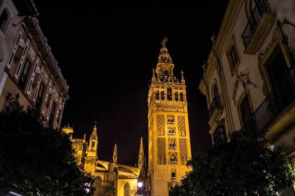 Casa Con Piscina Junto Catedral De Sevilla מראה חיצוני תמונה