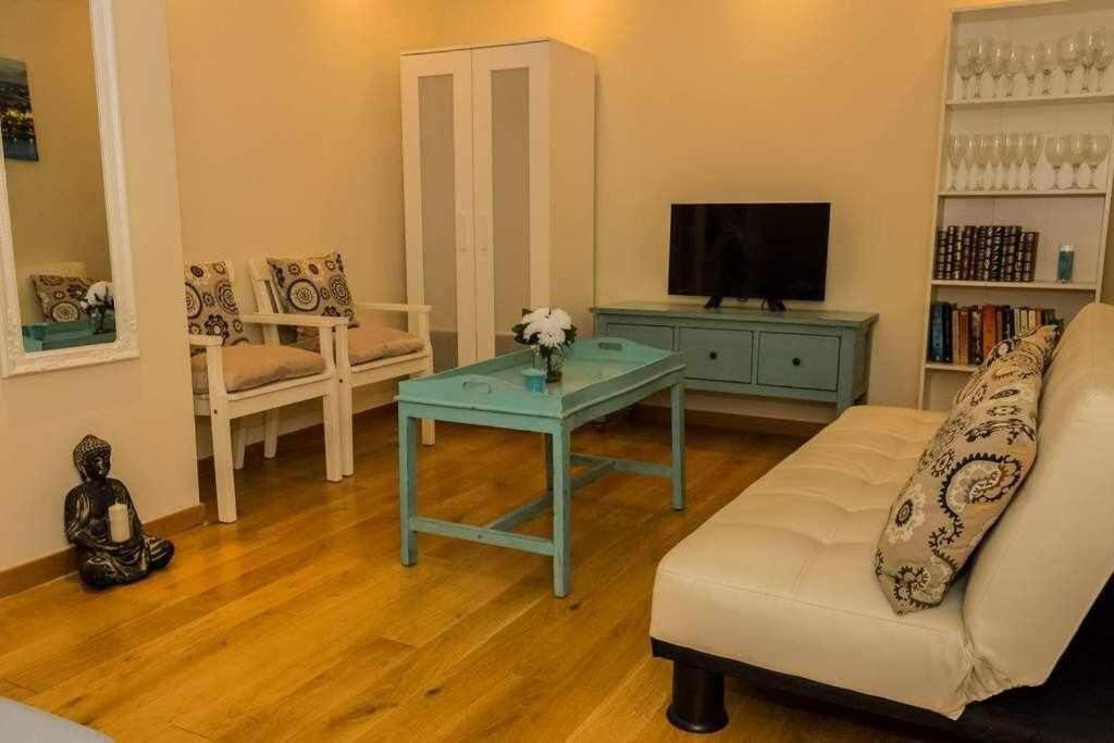Casa Con Piscina Junto Catedral De Sevilla מראה חיצוני תמונה